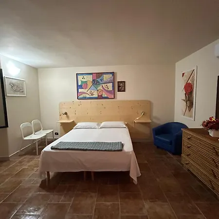 Lamandia Lägenhetshotell 3*