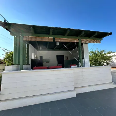 Lamandia Lägenhetshotell 3*