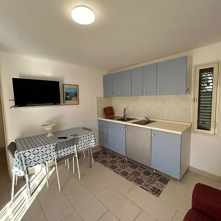 Lägenhetshotell Lamandia 3*