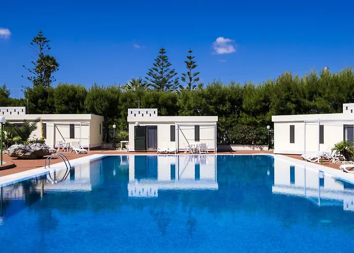Apart-hotel Lamandia
